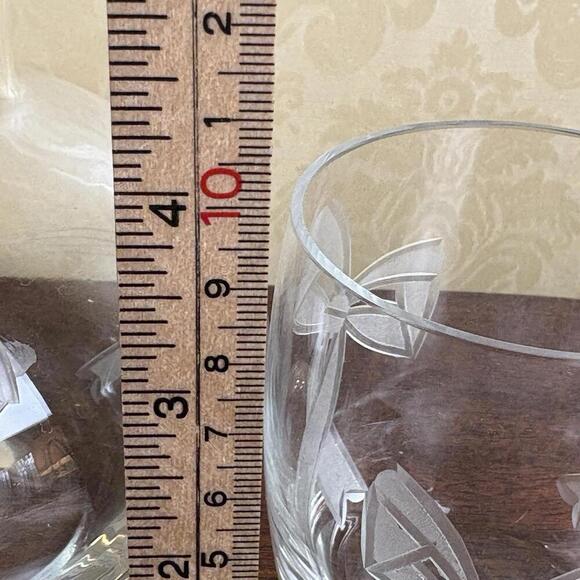 Tiffany & Co. Bow Tumble Up Bedside Carafe Etched Glass Bows Not Marked Stamped - Picture 8 of 12